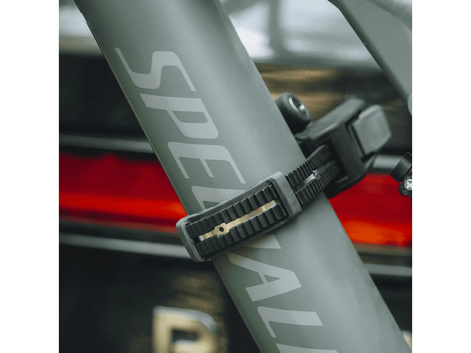 Thule Epos (2 Fahrräder, 13-pin) – Bild 7