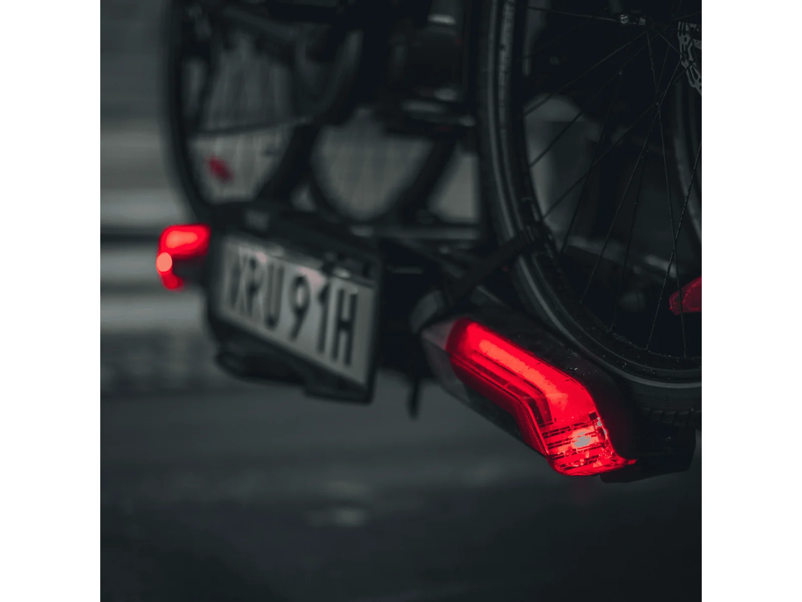 Thule Epos (2 Fahrräder, 13-pin) – Bild 10
